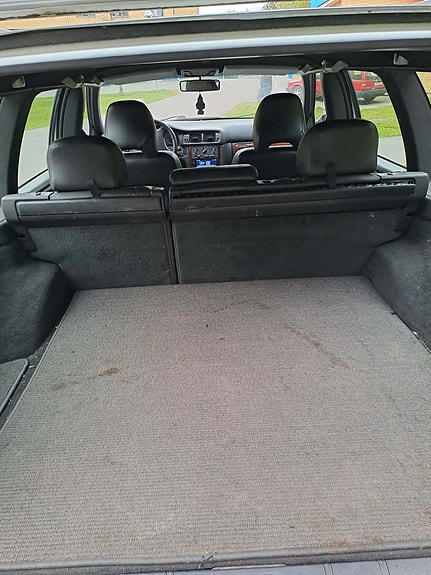 Volvo XC70 4 of 6