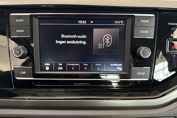 Volkswagen Polo 10 of 12