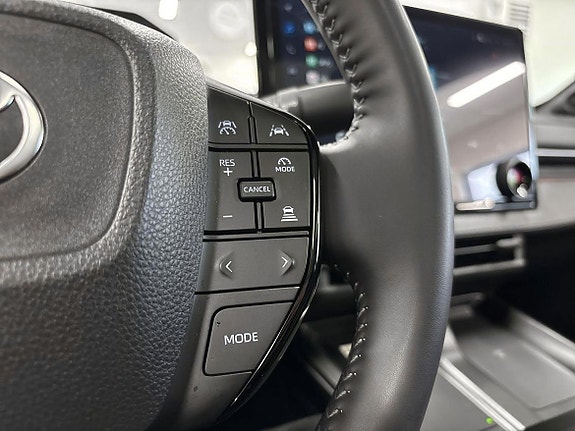 Toyota C-HR 24 of 24