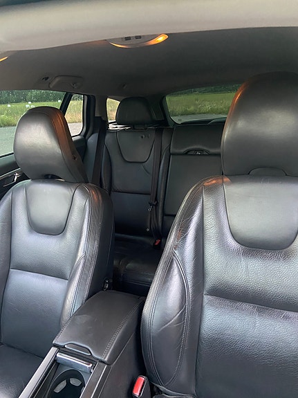 Volvo V60 7 of 9