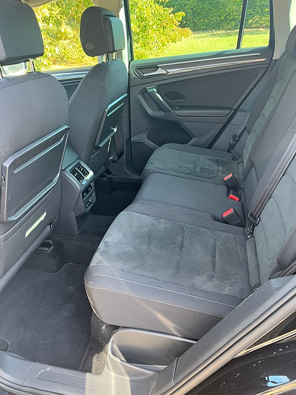 Volkswagen Tiguan 6 of 9