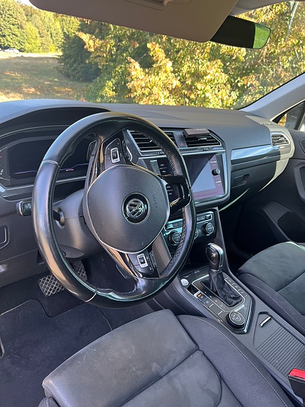 Volkswagen Tiguan 5 of 9