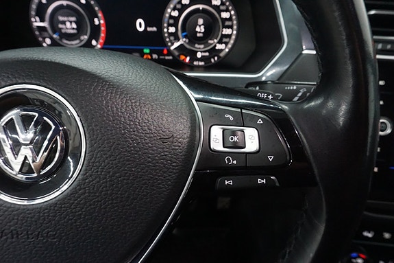 Volkswagen Tiguan 16 of 27