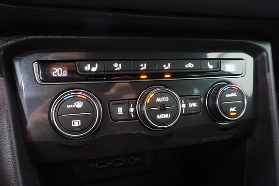 Volkswagen Tiguan 18 of 27