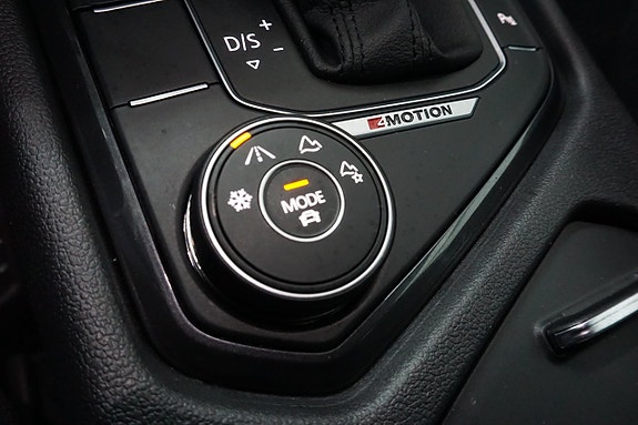 Volkswagen Tiguan 23 of 27