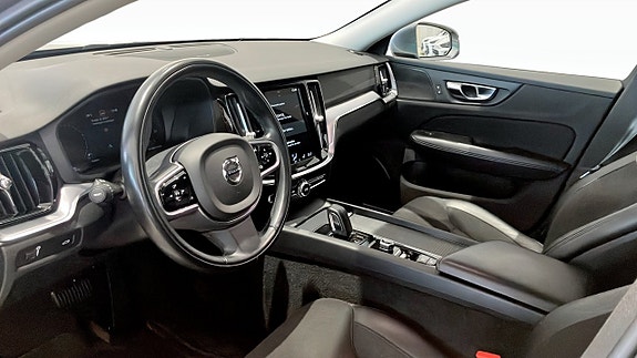 Volvo V60 7 of 14