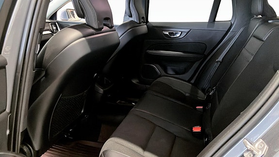 Volvo V60 12 of 14