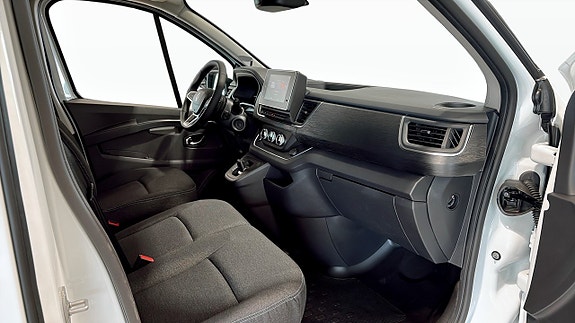 Renault Trafic 13 of 21