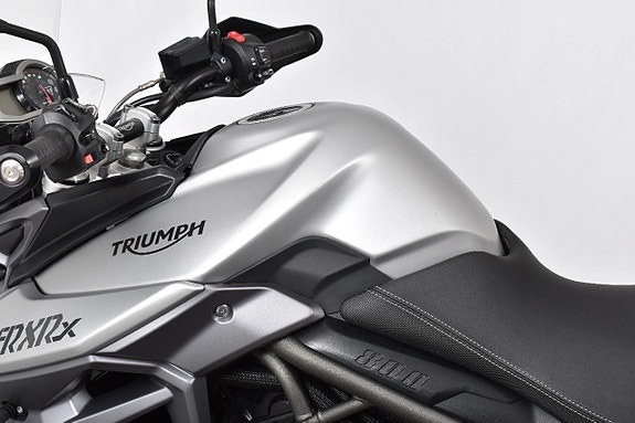 Triumph Tiger 800 XRX ABS Bra skick 8 of 18