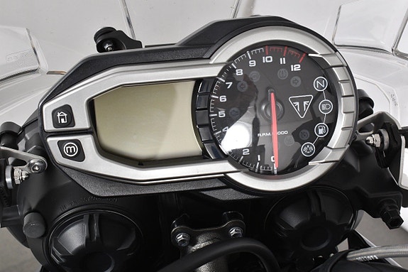 Triumph Tiger 800 XRX ABS Bra skick 7 of 18