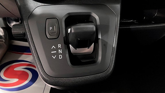 Renault Trafic 13 of 13