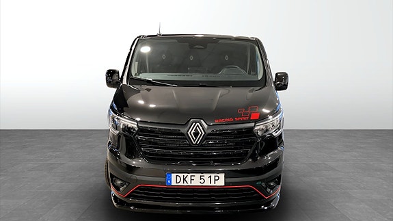 Renault Trafic 8 of 13