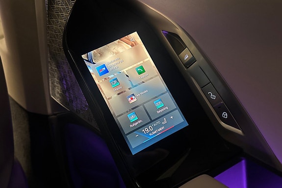 BMW i7 20 of 24