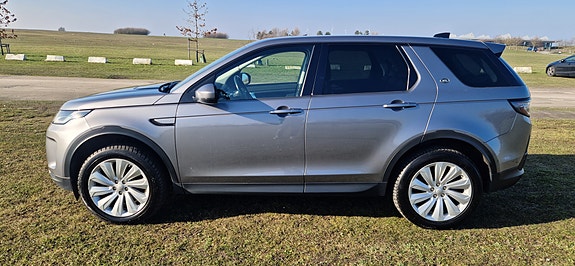 Land Rover Discovery Sport 2 of 6