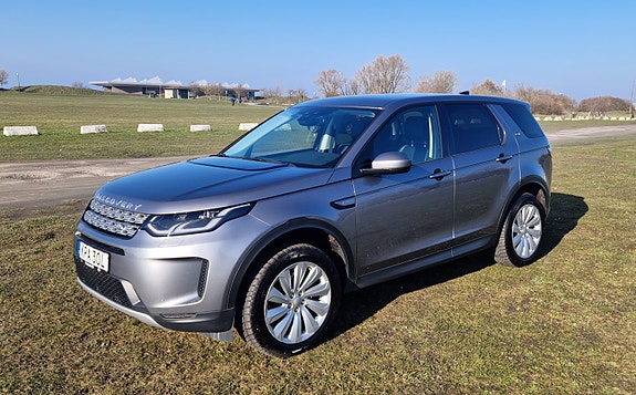 Land Rover Discovery Sport 3 of 6