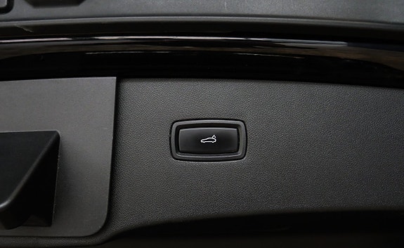 Porsche Cayenne 22 of 25