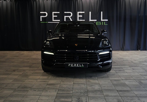 Porsche Cayenne 4 of 25