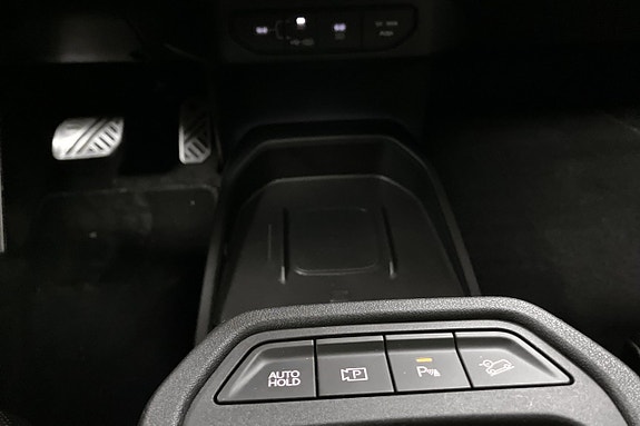 Kia EV4 18 of 28