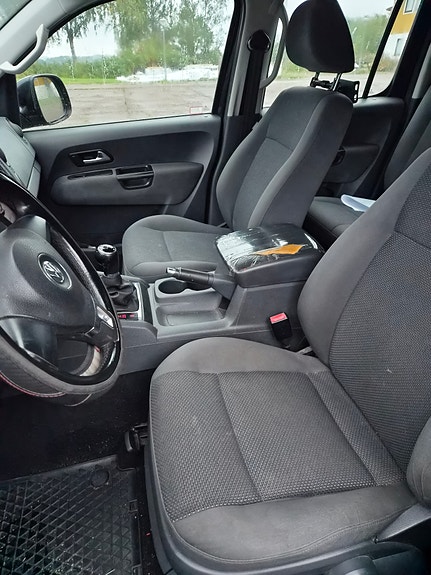 Volkswagen Amarok 7 of 9