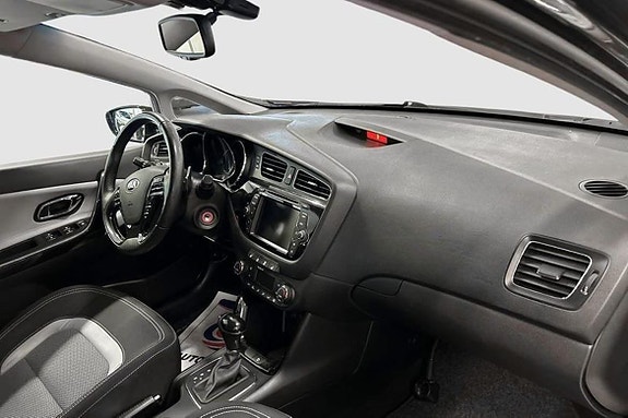 Kia Ceed 7 of 12