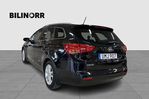 Kia Ceed 2 of 12