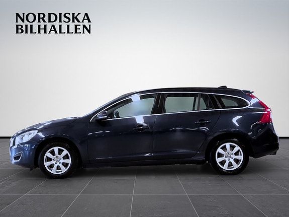 Volvo V60 4 of 15
