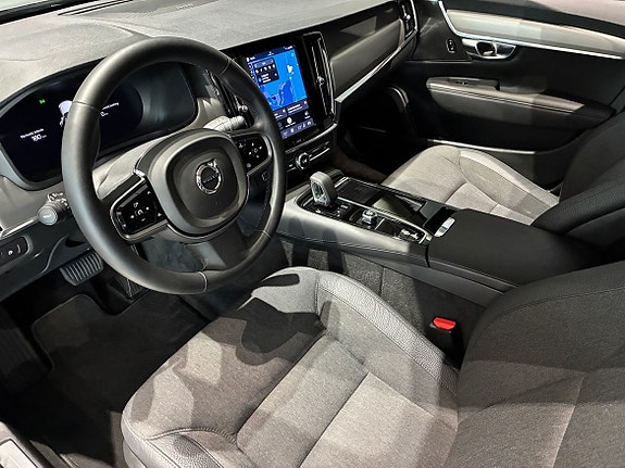 Volvo V90 8 of 20