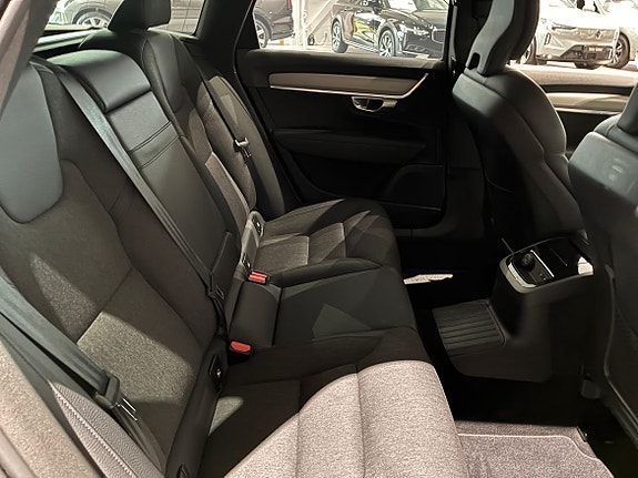 Volvo V90 13 of 20