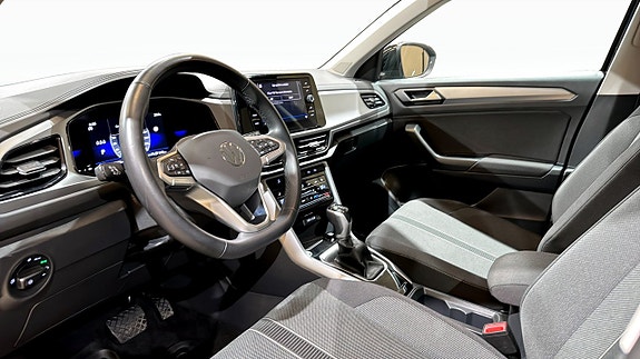 Volkswagen T-Roc 7 of 19