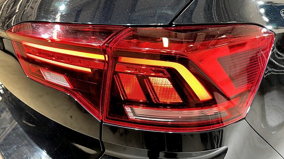 Volkswagen T-Roc 13 of 19