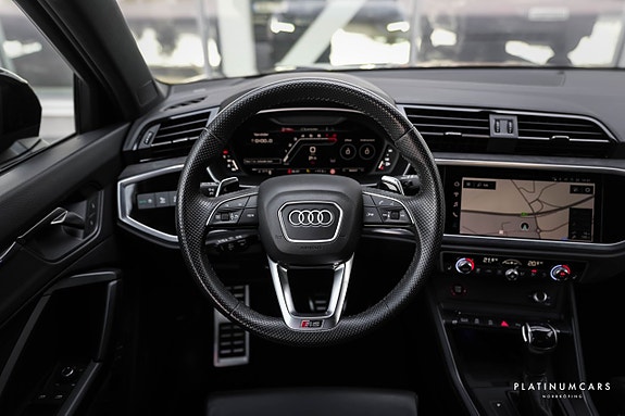 Audi RS Q3 10 of 25