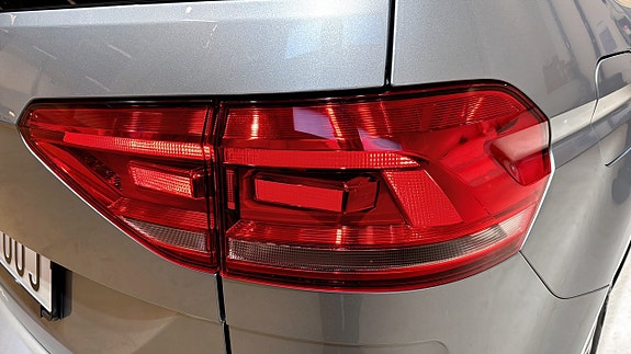 Volkswagen Touran 15 of 21