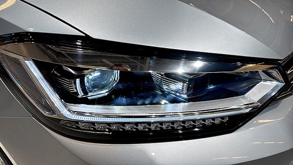 Volkswagen Touran 16 of 21
