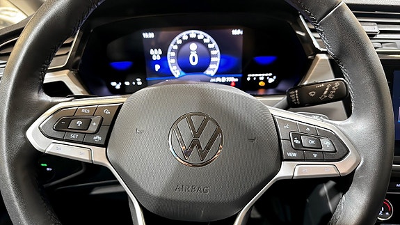 Volkswagen Touran 18 of 21