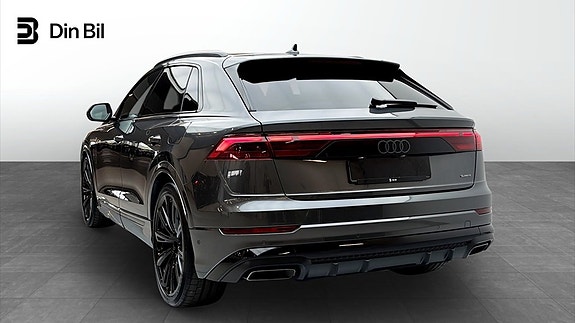 Audi Q8 3 of 18