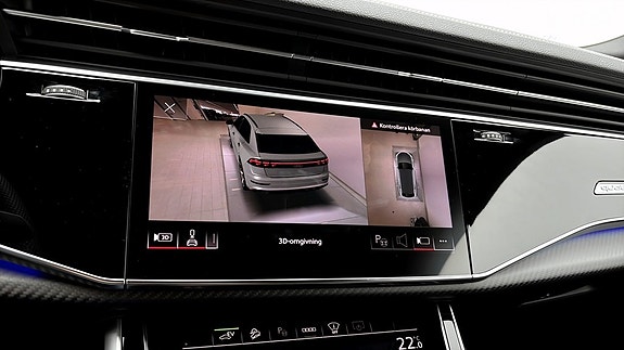 Audi Q8 16 of 18