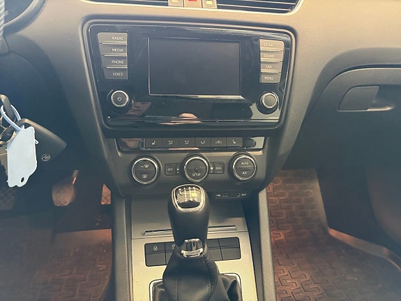 Skoda Octavia 13 of 18