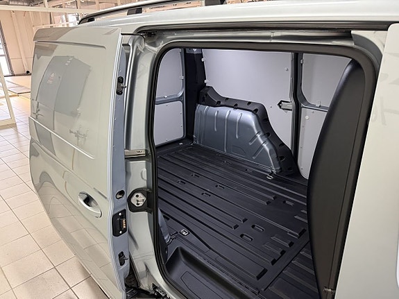 Volkswagen Caddy 13 of 13