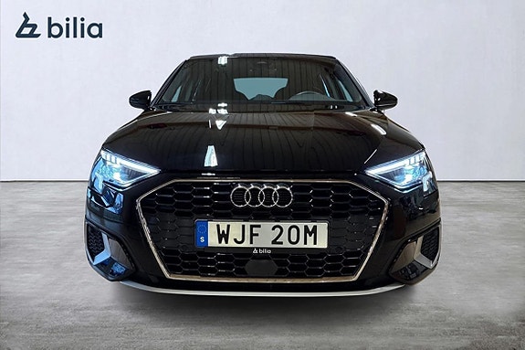 Audi A3 4 of 17