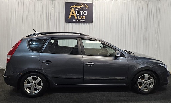 Hyundai i30 3 of 7