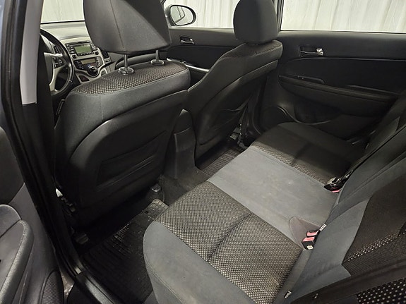Hyundai i30 6 of 7