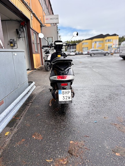 VÄSSLA 2 2 of 5