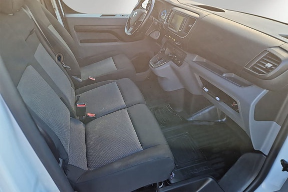 Toyota Proace 8 of 15