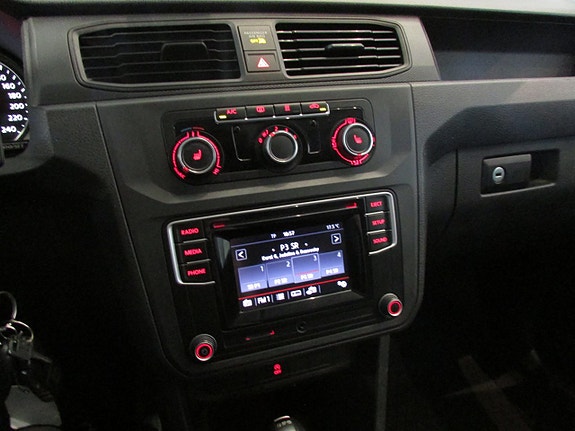 Volkswagen Caddy Maxi 15 of 17