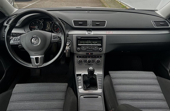 Volkswagen Passat 7 of 8