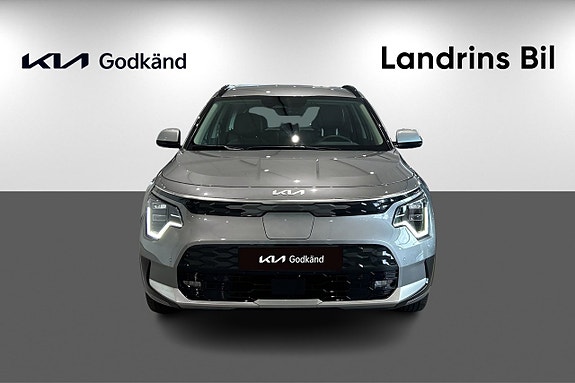 Kia Niro 2 of 14