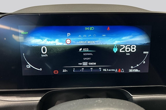 Kia Niro 10 of 14