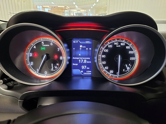 Suzuki Swift 13 of 13