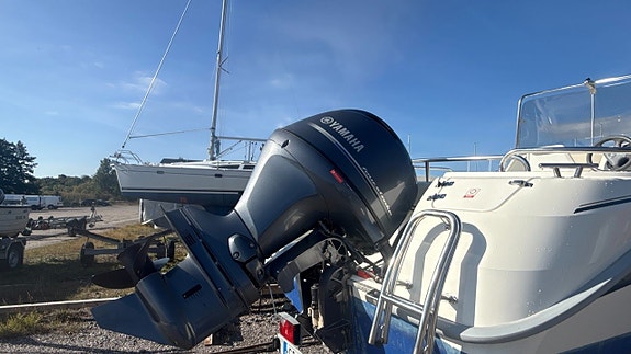 Yamarin 5910 -01, Yamaha F115LB -23 6 of 6