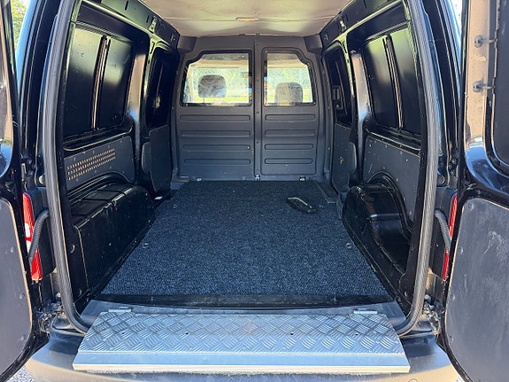Volkswagen Caddy Maxi 8 of 8